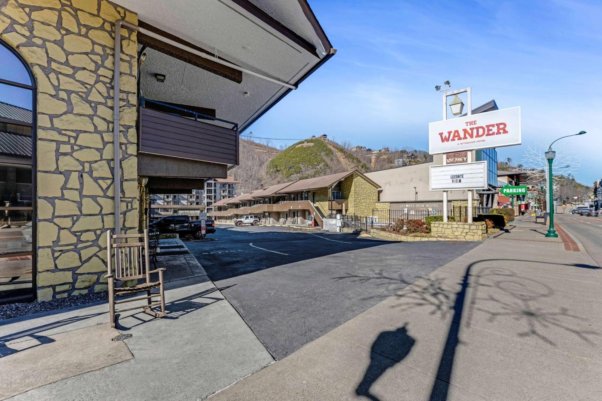 The Wander Hotel 개틀린버그 외부 사진
