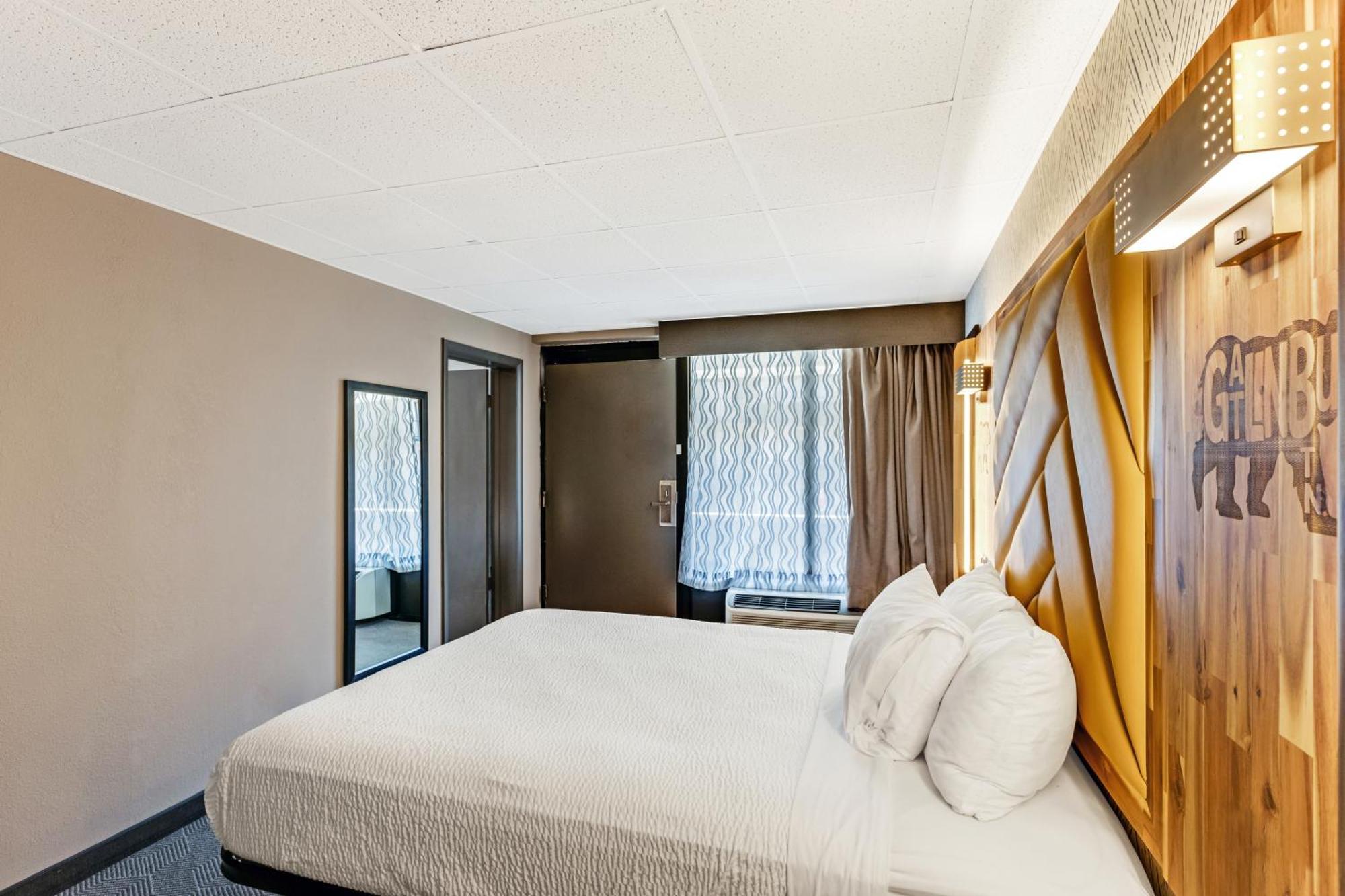 The Wander Hotel 개틀린버그 외부 사진